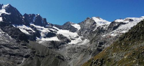 0027-Ghiacciaio di Gran Crou-Gran Paradiso-Italia-5 agosto 2020-Daniele Pignatelli